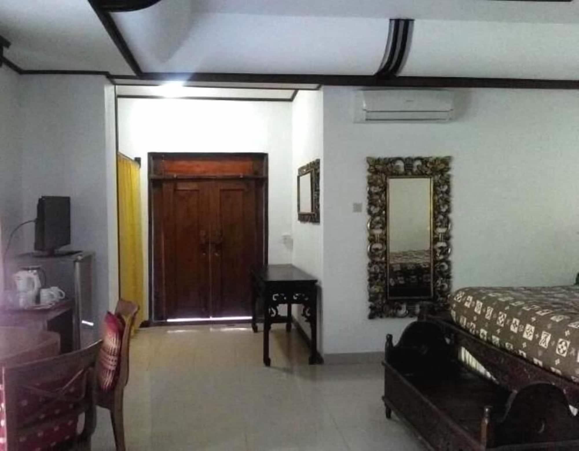 Gazebo Beach Hotel Sanur Esterno foto