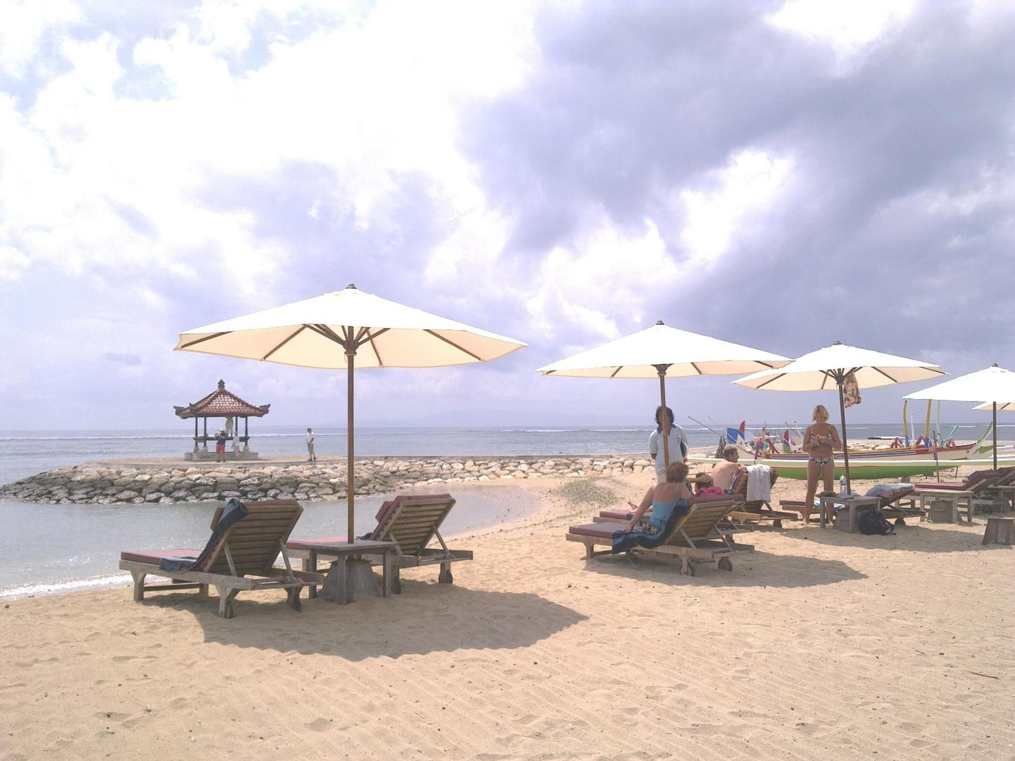 Gazebo Beach Hotel Sanur Esterno foto