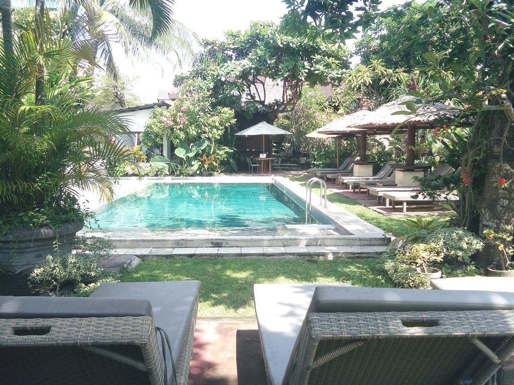 Gazebo Beach Hotel Sanur Esterno foto