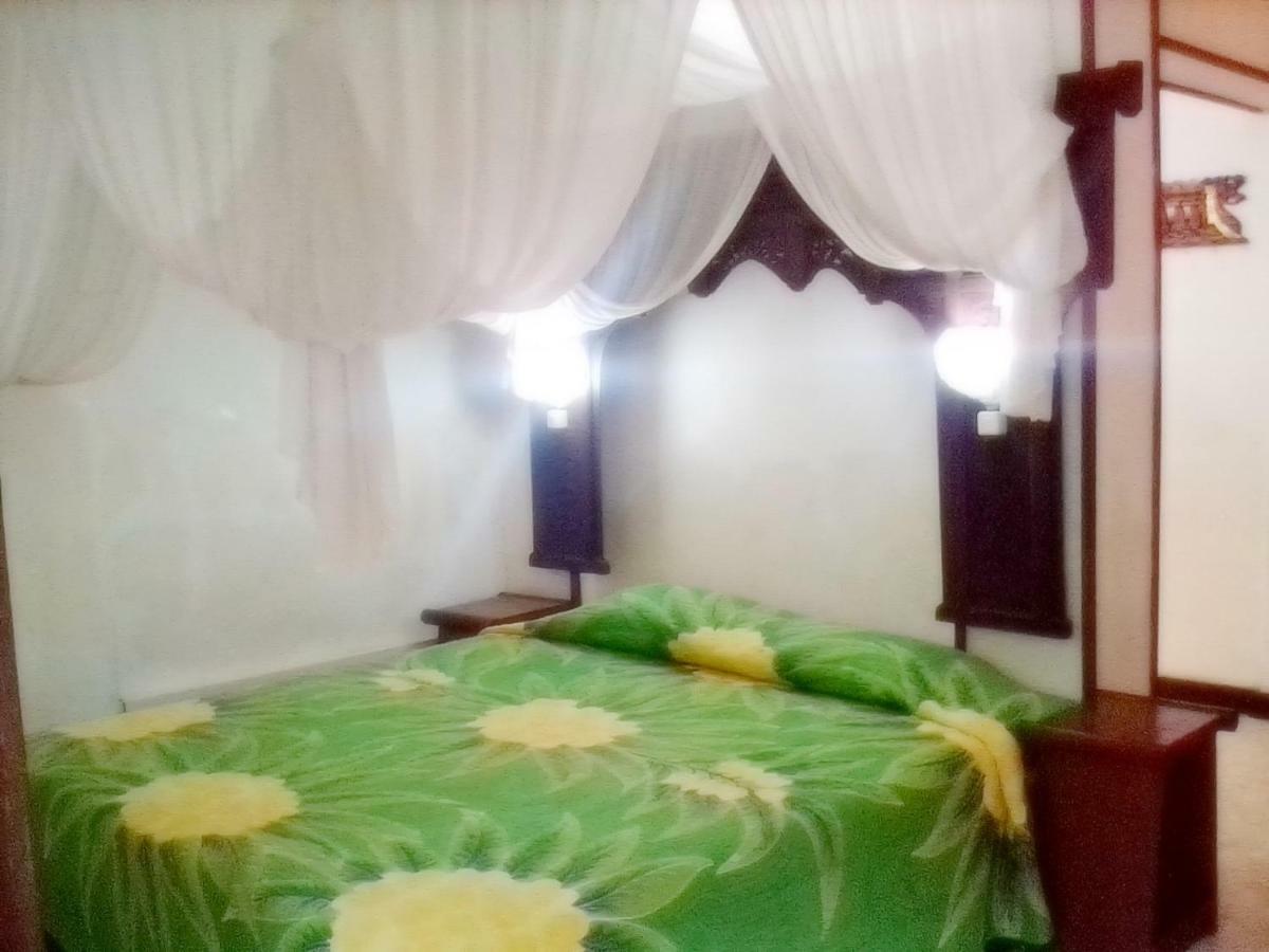 Gazebo Beach Hotel Sanur Esterno foto